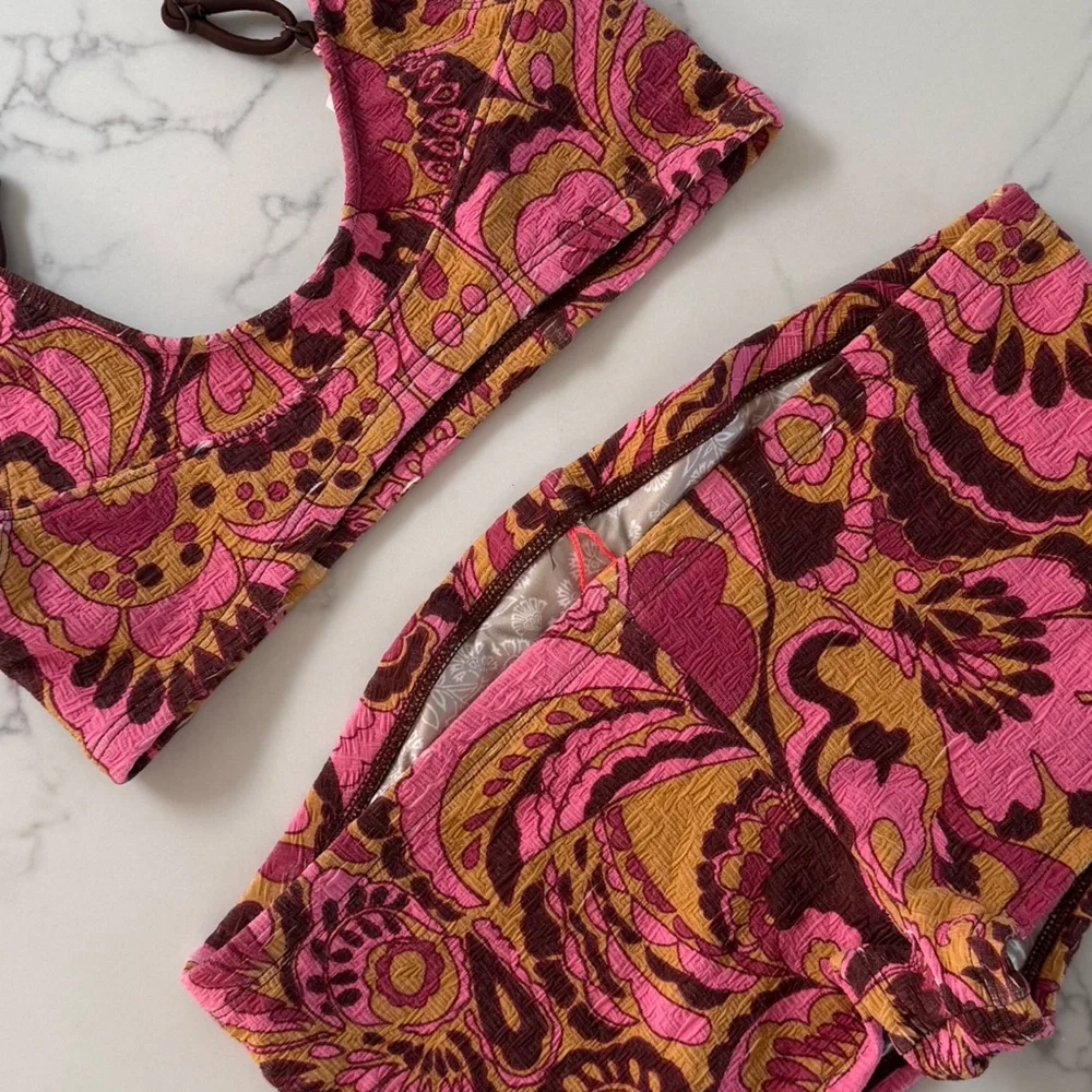 Free People Farrah Printed Crop Top & Dixie Swim Shortie Bikini SET - Size XS/M - Picture 3 of 7